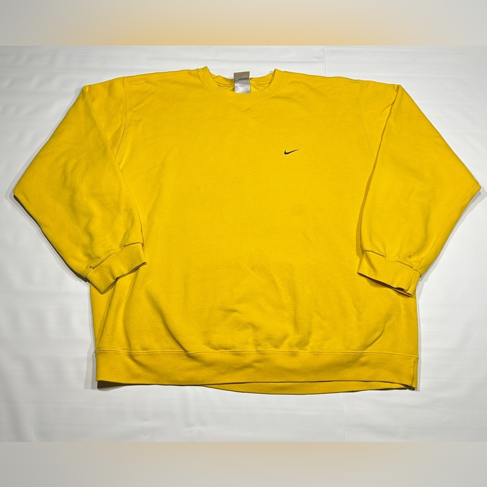 Yellow Nike Mini Swoosh Sweatshirt Silver/Grey Tag 2000’s